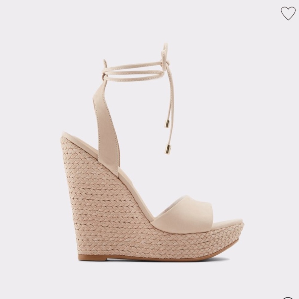 New beautiful wedge